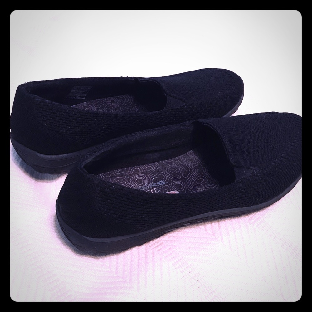 Sketcher black canvas shoes